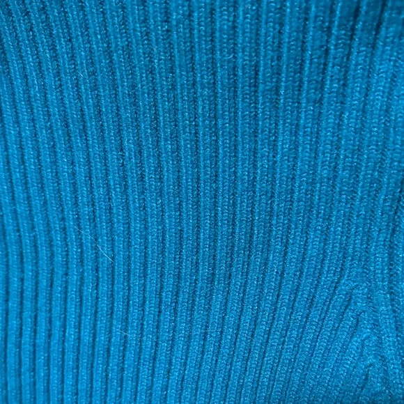 Zara Teal Ribbed Crop Top - Picture 3 of 7